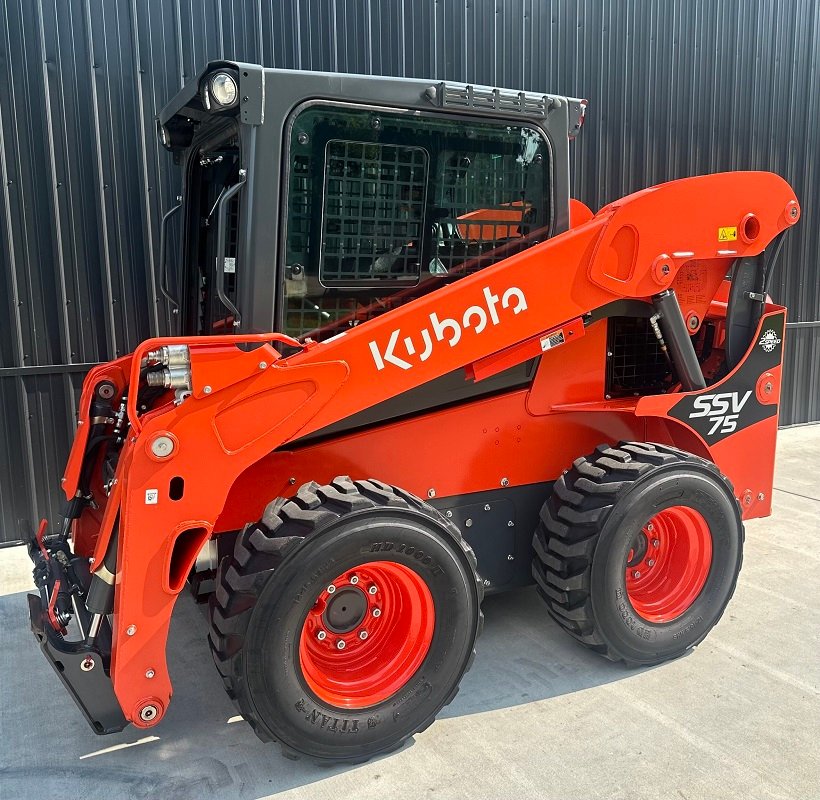 2023 Kubota SSV75 Skid Steer